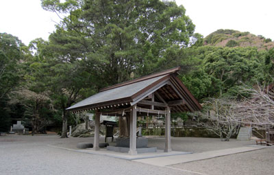 ���[�_�Ё@�萅��