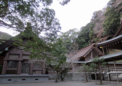 ���[�_�Ж{�a